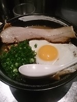「目玉焼麺」@焼麺 劔の写真