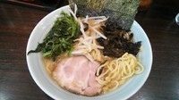 「ラーメン(並) ￥650＋ほうれん草 ￥100」@横浜ラーメン 増田家 幕張店の写真