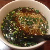 「〆の醤油ラーメン 420円」@丸ちゃん食堂の写真