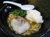 「豚骨醤油 （大盛 ）」@らあめん 万咲の写真