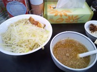 「つけぎ郎（750円）ニンニク　あつもり」@らーめん ぎょうてん屋 町田店の写真