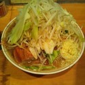 小ラーメン豚入り（ニンニク少し　ヤサイ）