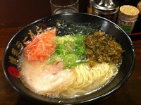 「博多ラーメン590円」@博多ラーメン つるの写真