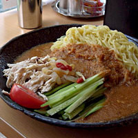 「棒棒鶏麺850円＋大盛り100円」@中華四川料理 飛鳥の写真