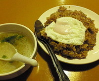 「（ランチ）ナシゴレン　５００円」@メラプティ カフェの写真