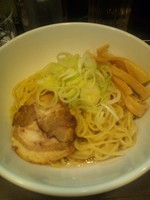 「油そば（しょうゆ）490円」@味の天徳 油そば川口店の写真