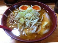 「味噌らぁめん＋半熟煮玉子＋チャーシュー２枚」@大公の写真