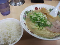 「サービス定食（こってり）」@天下一品 立川店の写真