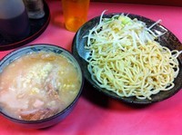 「つけ麺＋全マシ」@ラーメン二郎 歌舞伎町店の写真