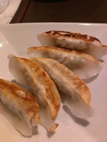 「鍋貼餃子420円」@上海モダン 大船店の写真