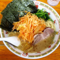 「ネギラーメン 麺固め 700円」@横浜ラーメン厨房 うえむらやの写真