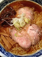 「らあめん(５７０円）・麺大盛（１００円）」@やきやの写真