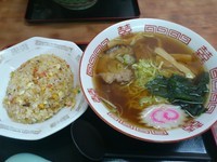 「ラーメン半チャーハンセット・あさりラーメン」@えちごやの写真