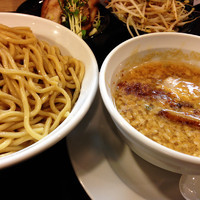 「こってりつけ麺大盛＋もやし+極とろ肉」@つけめん番長 銀の写真