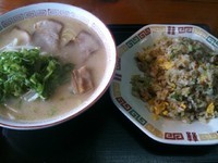 「醤油ラーメン定食」@らーめん処 さんかくの写真