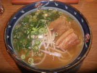 「Cランチ(ラーメン角煮2個+ライス中+ザーサイ)800円」@青葉らあめん ほんまもん屋の写真