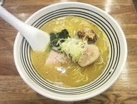 「博多水炊きらーめん」@麺屋すみすの写真