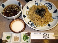 「石臼挽きざるらーめん　850円」@与ろゐ屋の写真