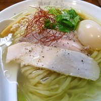 「ダハハ鶏そば（塩）+味玉（クーポン）　700円」@鶏そばムタヒロの写真