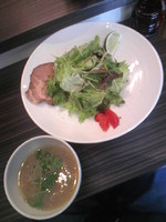 「エビ油そばサラダ仕立て+エビつけ汁２５０円通常１０００円」@志奈そば 田なかの写真