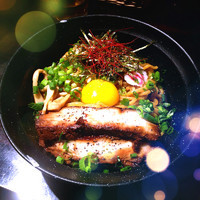 「辛そば 月見」@油濱 春日部店の写真