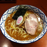 「中華そば （中盛同額、690円）」@麺恋処 いそじの写真