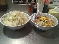 「味噌ラーメン　野菜マシニンニク」@らーめん大 本郷店の写真