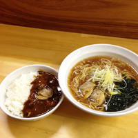 「磯はまラーメン、カレーセット」@シェルズの写真