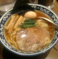「1号ラーメン(あっさり系)＋味玉」@ラーメン 雷鳥の写真
