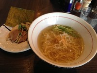 「豊潤鶏だし塩ラーメン」@麺処 ほん田 nijiの写真