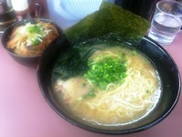 「(Bランチ)らーめん+焼豚ごはん」@らーめん康家の写真