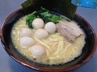 「醤油ラーメン＋うずら（￥680＋￥50）」@鶴見家 大和店の写真