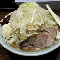 さぶろうらーめん（680円）　ニンニクヤサイ多め辛揚げ