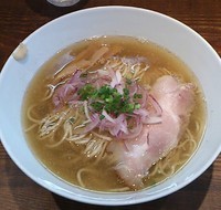 「煮干塩らーめん・700円」@町田汁場 しおらーめん 進化の写真