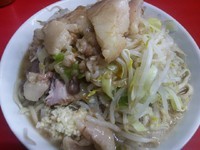 「ラーメン　アブラニンニクカラメ」@ラーメン二郎 松戸駅前店の写真