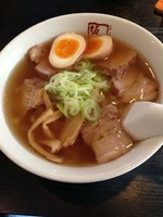 「喜多方ラーメン + 味付玉子」@喜多方ラーメン 坂内 金沢文庫店の写真