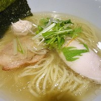 「塩らーめん　750円」@鶏喰～TRICK～の写真