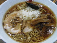 「ラーメン（国産そば粉入り中華麺）390円」@丸幸の写真