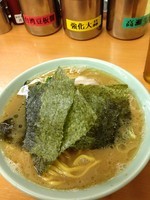 「らーめん固め大盛り、ライス中盛り」@極楽汁麺 らすたの写真