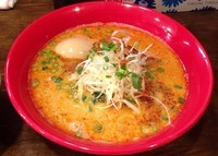 「味玉ピリ辛＋炊きこみ飯(830円＋サービス)」@豚骨ラーメン ぶったの写真