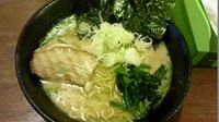 「濃厚とんこつ醤油ラーメン（662円）」@横濱家系とんこつらーめん 中村家の写真