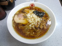 「ラーメン・国産蕎麦粉入り中華麺」@丸幸の写真