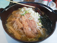 「塩ラーメン（でか盛り：２玉・無料）」@北海道 超みそ でっかいどうの写真