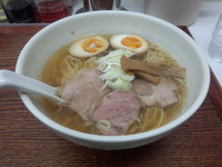 「正油ラーメン（700円）」@忍八の写真