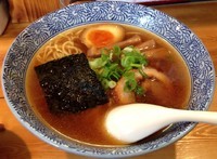 「醤油ラーメン(並)＋小ライス(680円＋100円)」@浅沼屋の写真