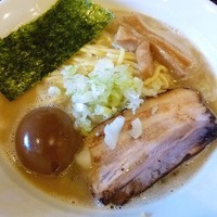 「鶏味玉ラーメン」@七麺鳥の写真