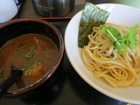 「つけ麺小、麺120ｇ500円」@麺屋六弦 関宿店の写真