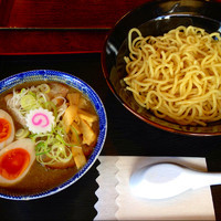 「濃厚煮干つけ麺」@軽食・喫茶シークエンスの写真