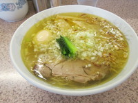 「塩ネギラーメン、味付煮玉子」@ラー麺専門店 こしがやの写真