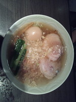 「塩らぁ麺＋名古屋コーチン味付け玉子」@支那そばや 本店の写真